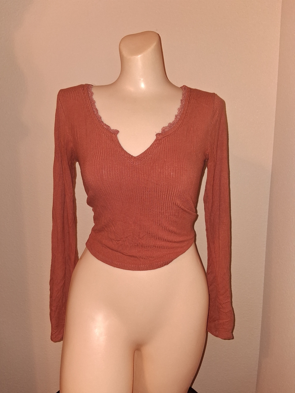 Bozzolo Rust Lace-Trim Ribbed Long Sleeve Top
